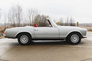 Mercedes-Benz 280 SL 1969 года  (EU)